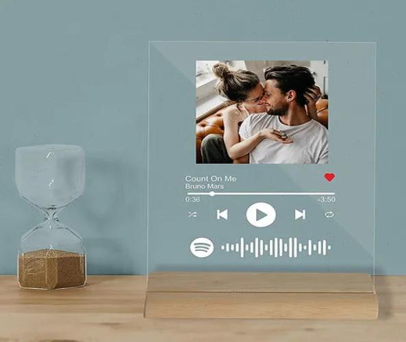 Personalized Spotify Plaque Photo Frame | Acrylic Frame Wooden Base