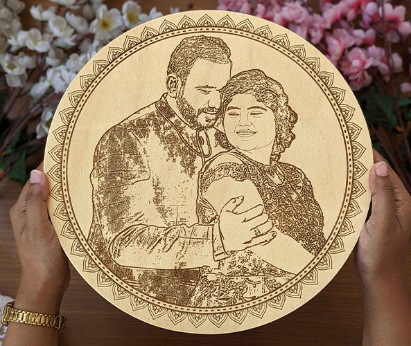 Round Wooden Engraved Frame